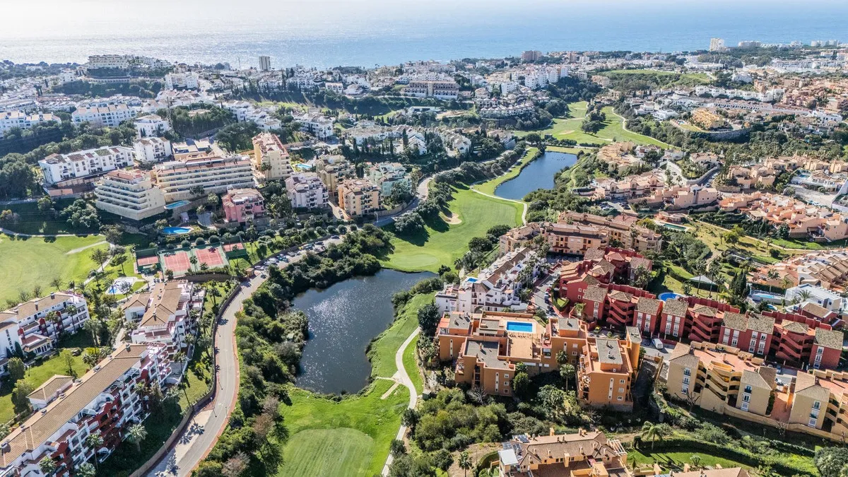 9d42b8cf-bfad-41f4-beee-6f6144a27236