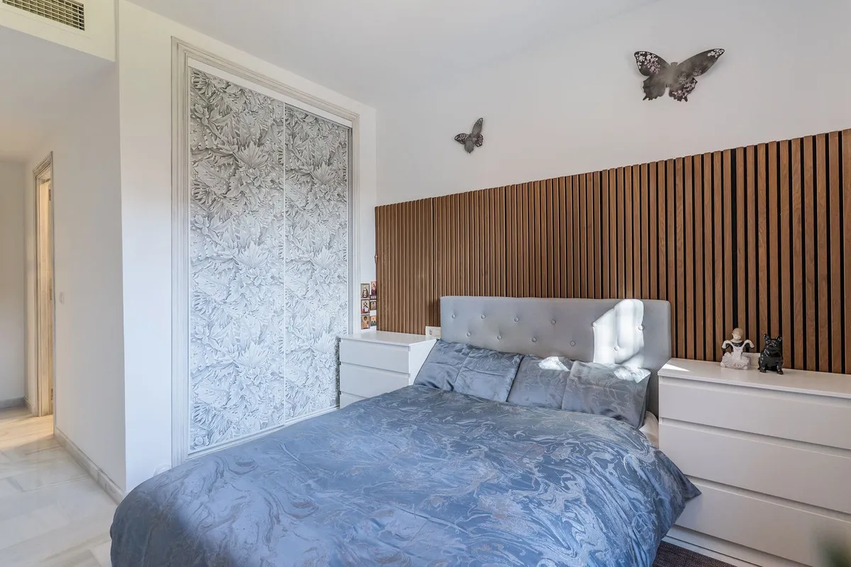 a2f2dbac-0513-4c0b-b10a-dcaba0d65bb1