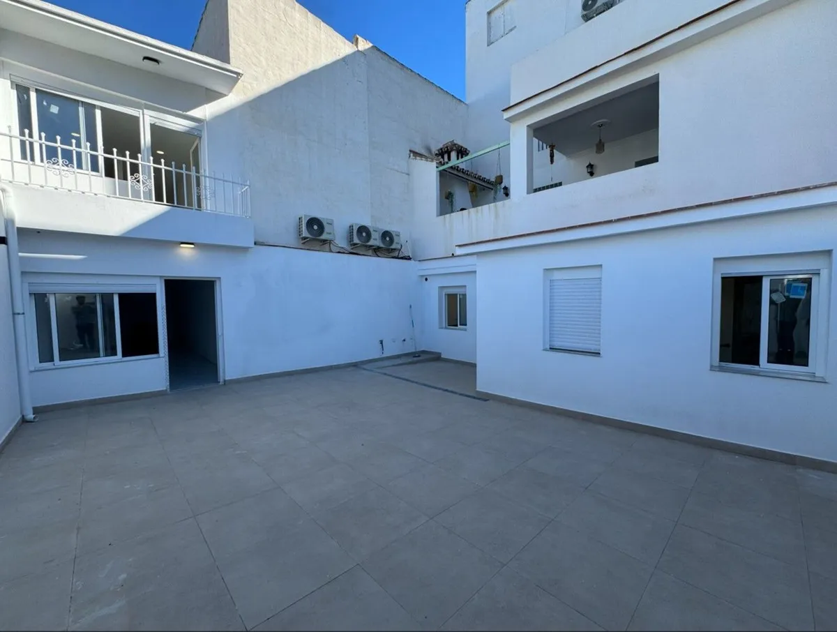 c768dc98-b5cd-498e-8d79-fd7508de39eb