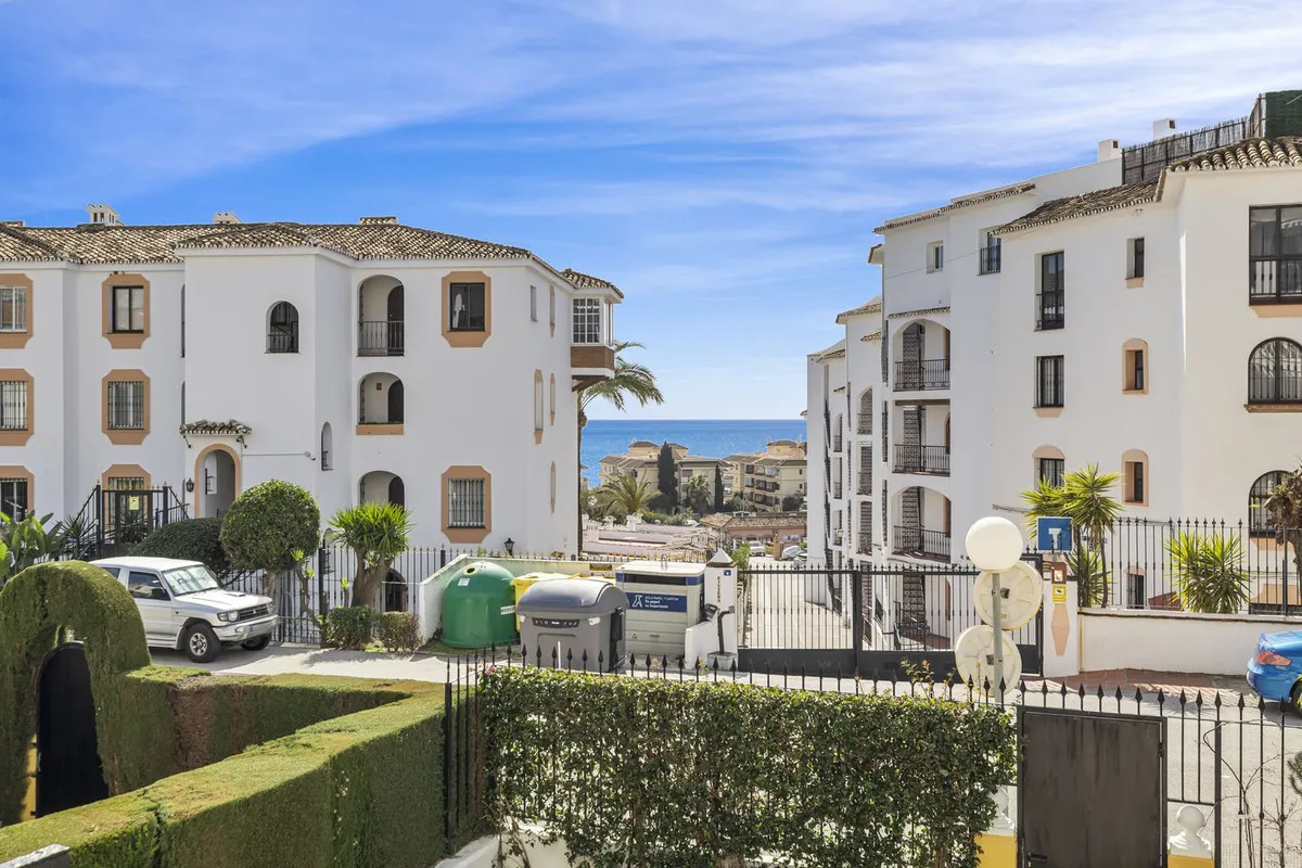 6804ea32-d7cb-486c-ad86-0eb7433e026b