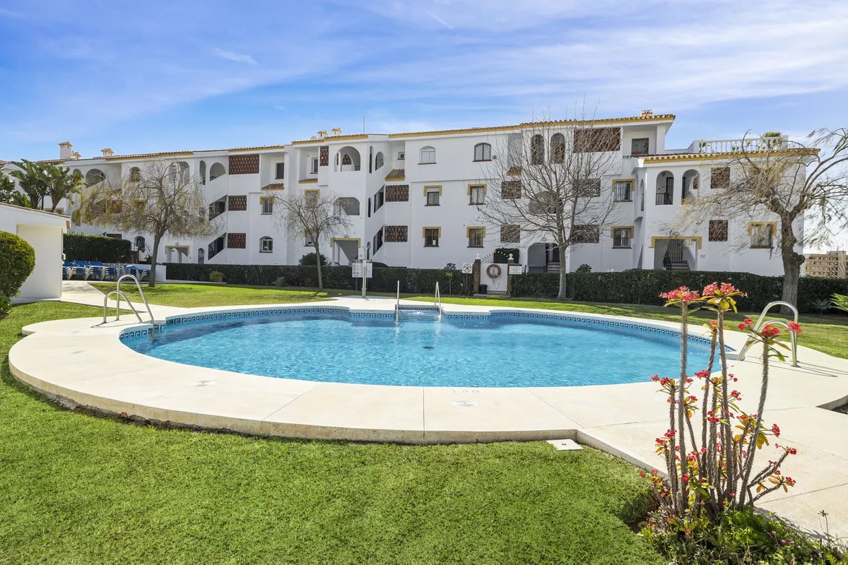 6ae4d38e-b9e7-4d50-8cda-9100b4a78424