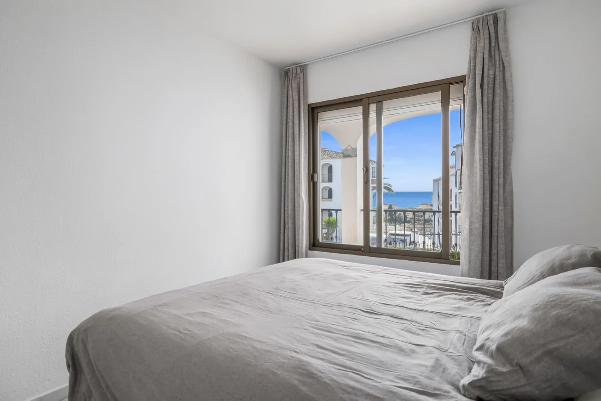 f810cda1-a20d-4de9-b388-b84973f57c49