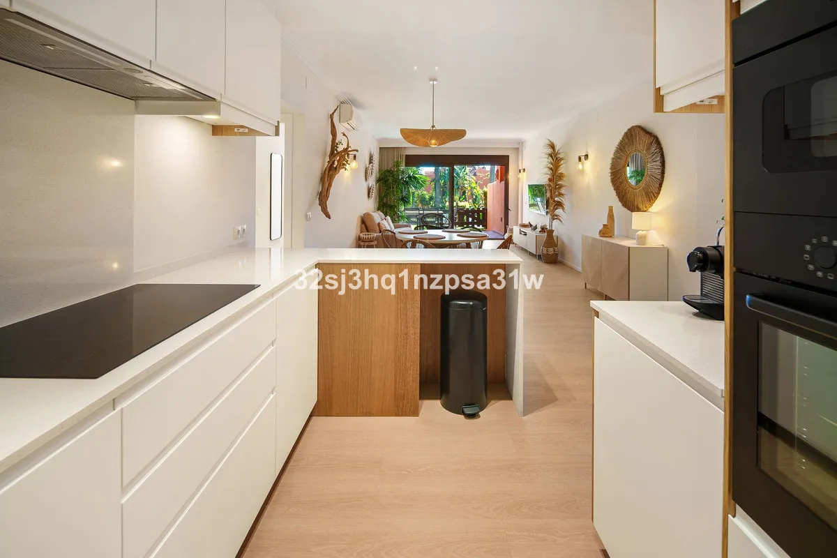 1c3590c4-b862-4441-b676-9d224b7f6cad