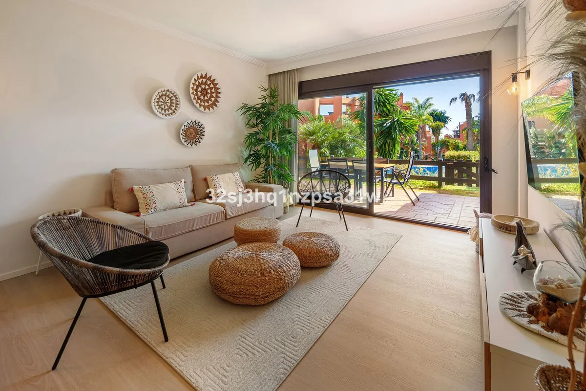 7586e67b-1f76-4141-9884-66d88daf8388