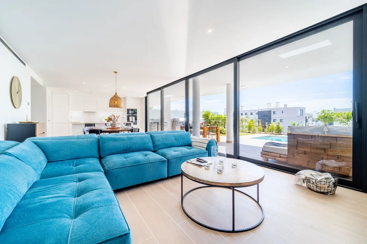 600694ae-8dbf-4105-9084-3ac331096d68