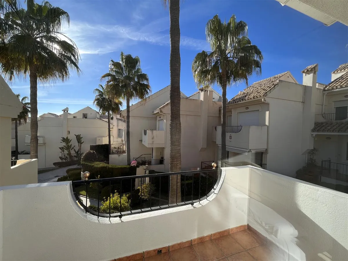 58f27951-df1b-4a3a-ba78-45c6ac923cc6