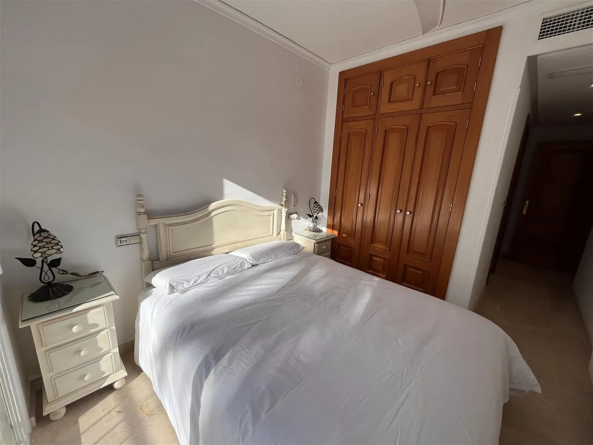 e6cb24e5-7e68-4e8b-8d92-386d6eec83a4