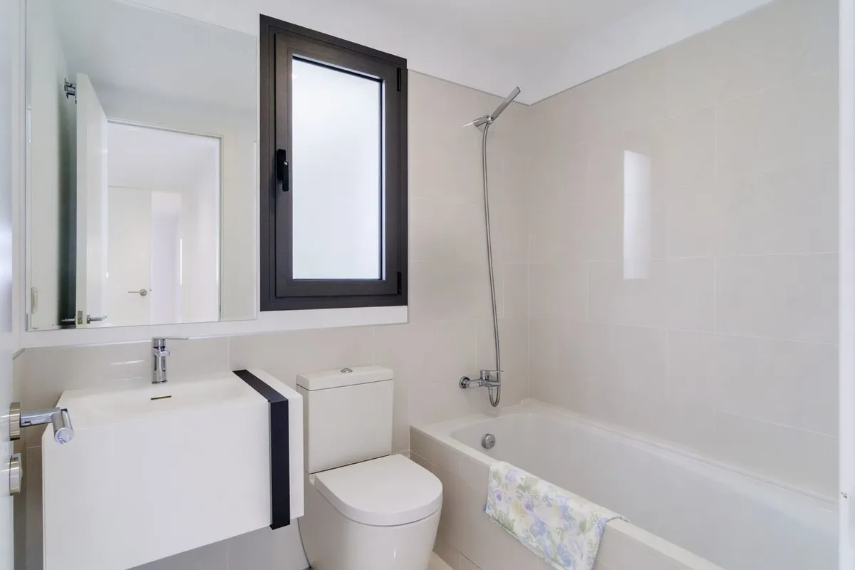 45e3c171-0145-4968-a57b-f76304462121