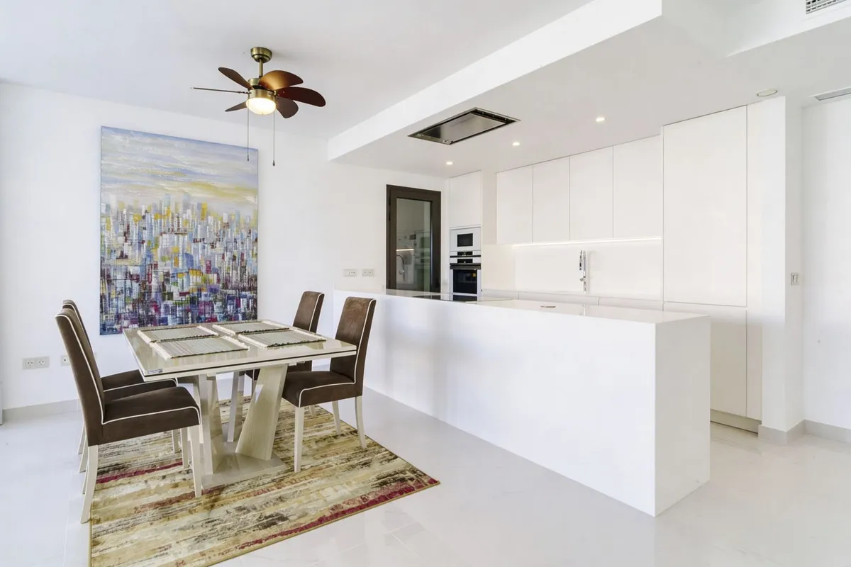 4655dfea-5fa7-40bd-84ec-63ce1a79024f