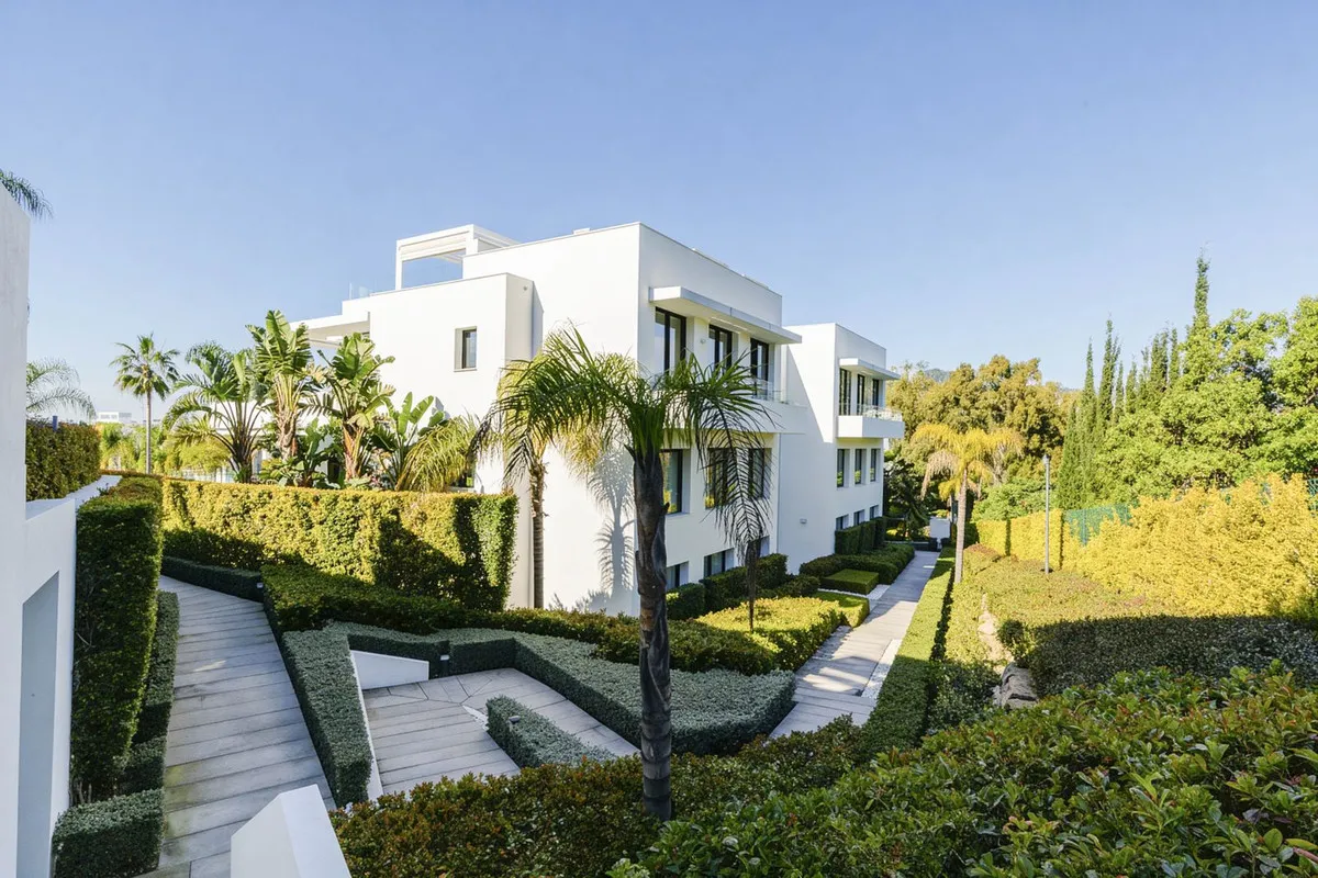 890dd0e5-3443-496f-9207-1ac2c6aa8579