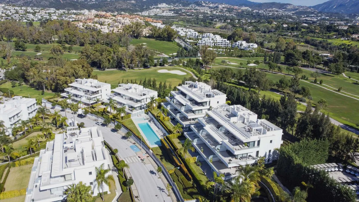 8bc0eb97-b1af-4f20-b3a6-619fe8c4b09b