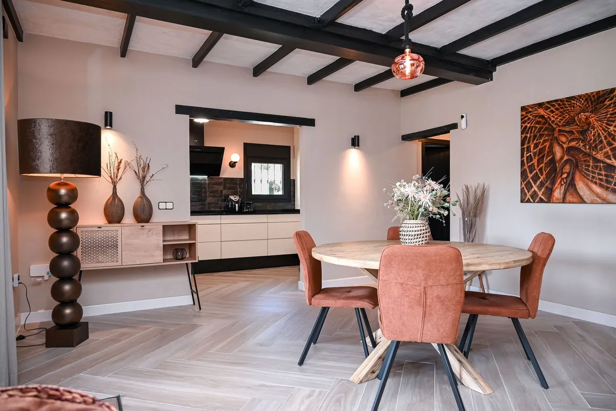 172b83dd-d5ed-4830-9abc-6d9cb0df93a2