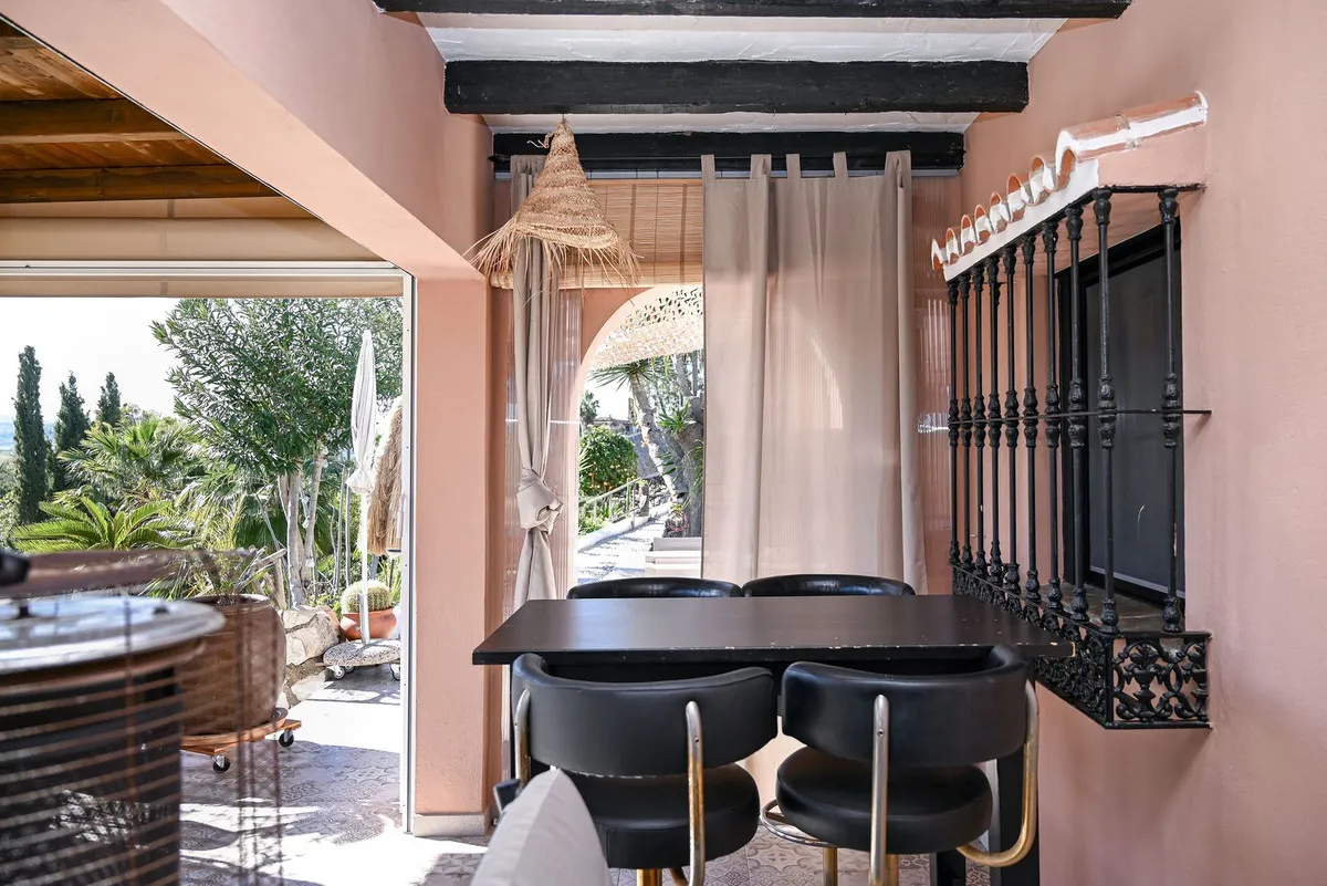 326910b2-cb57-4aca-aa07-f4b3bd69ae2c