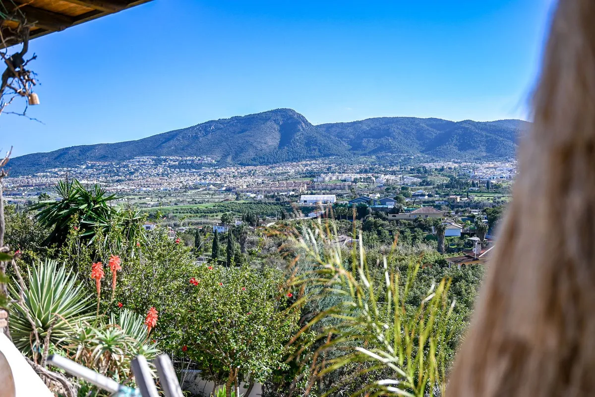 3a65d10f-ed2c-4623-915a-9b1aa043aee8