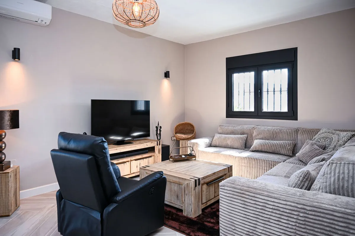 449eb44d-2021-4350-a30c-88143e2311ae