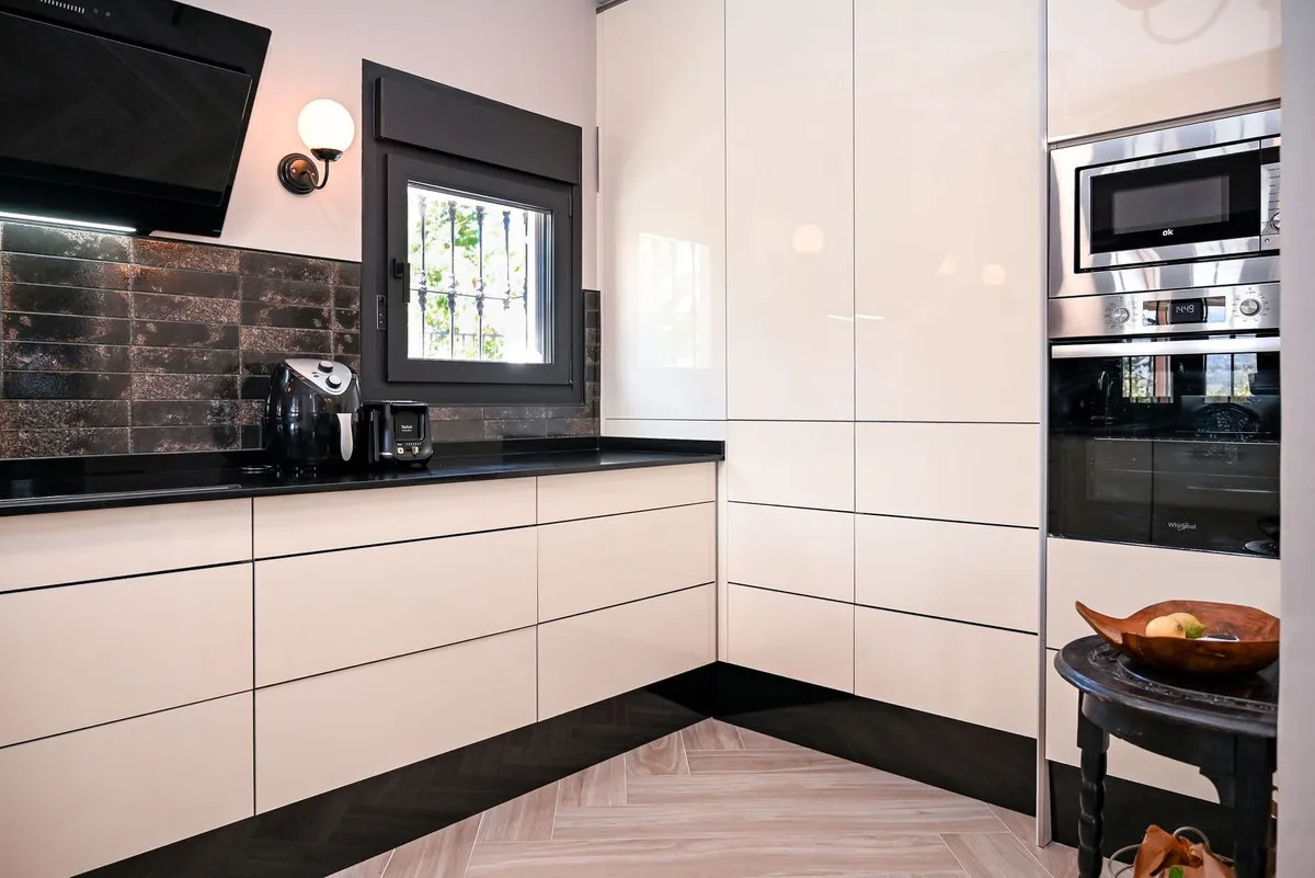 4bd7001c-71fe-4a46-bdab-1188828631f0