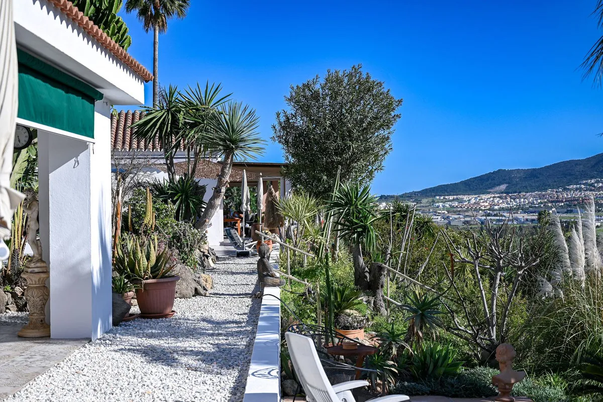 600e29f8-04b6-45df-aaf9-700e17fd9efd