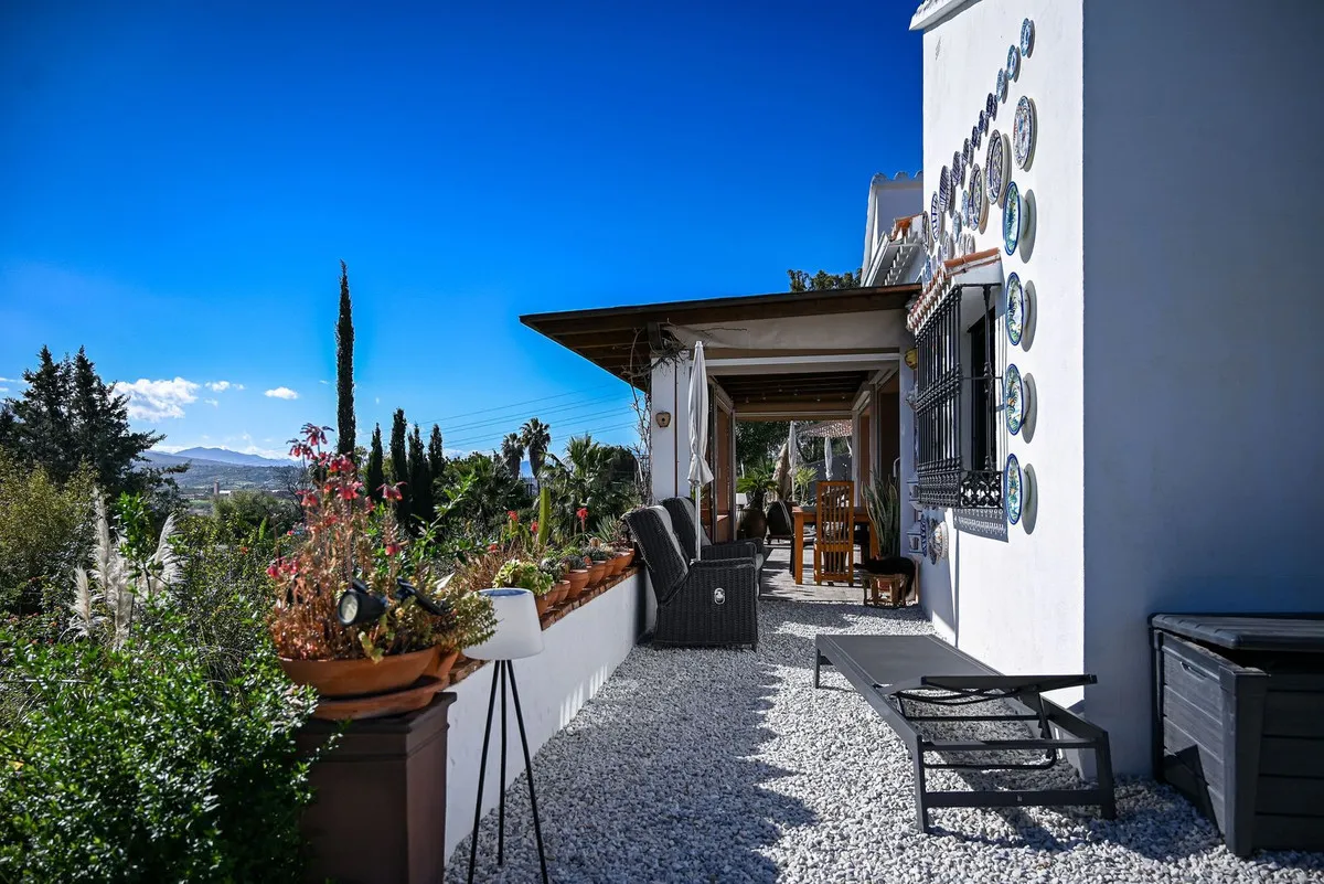 9d2b77fc-85b1-46b0-9146-e19ae8ca7ca0