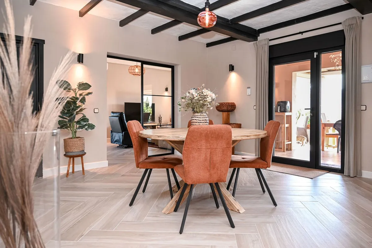 a9d8eb45-9de9-4e07-84eb-7fd53c27ae83