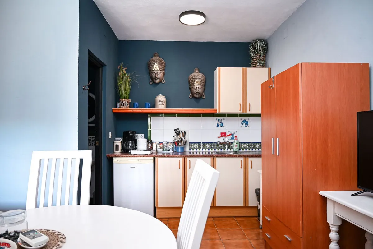 b35521c0-d652-4efa-a916-6021ef406eed