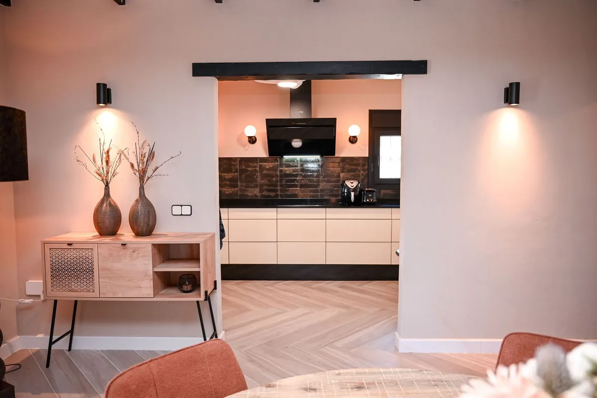 cddbb6a1-d019-4e8d-9d59-d1dadfd4a5ff