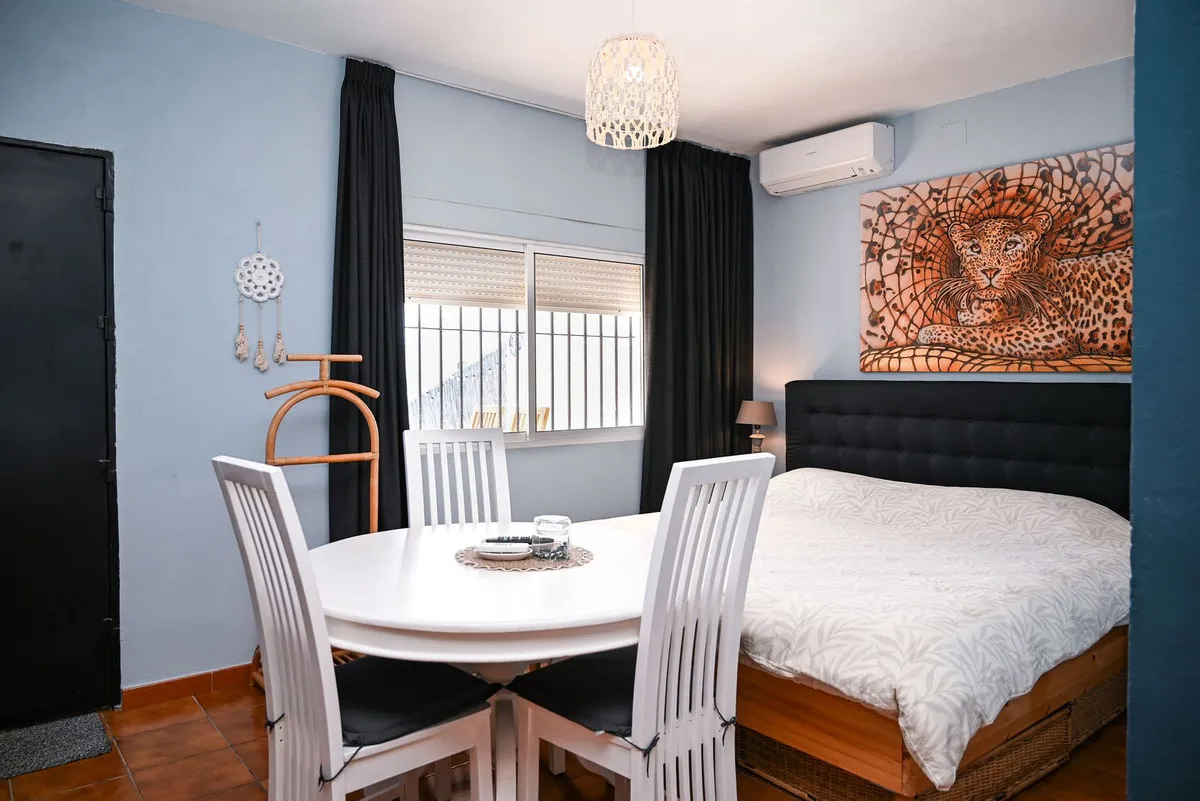 e6337ec0-a783-4316-ae83-dbc956a529c0