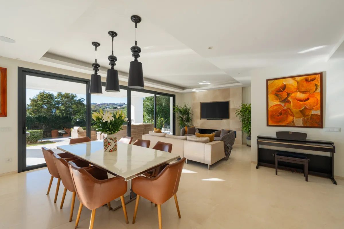 543b5194-06b6-4a1a-a617-591a6d894aaf