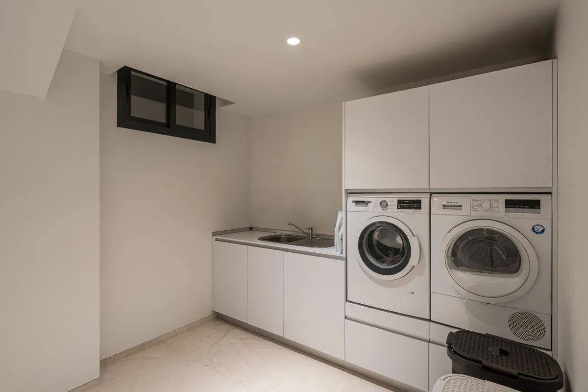 647cd408-2b82-4a7d-849d-a8538bf8c00d