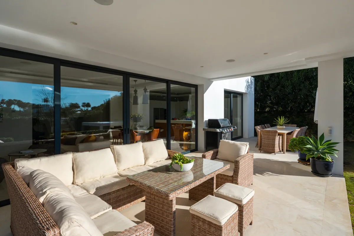 87df4f3c-11b6-4aa5-804a-d3989a867b4e