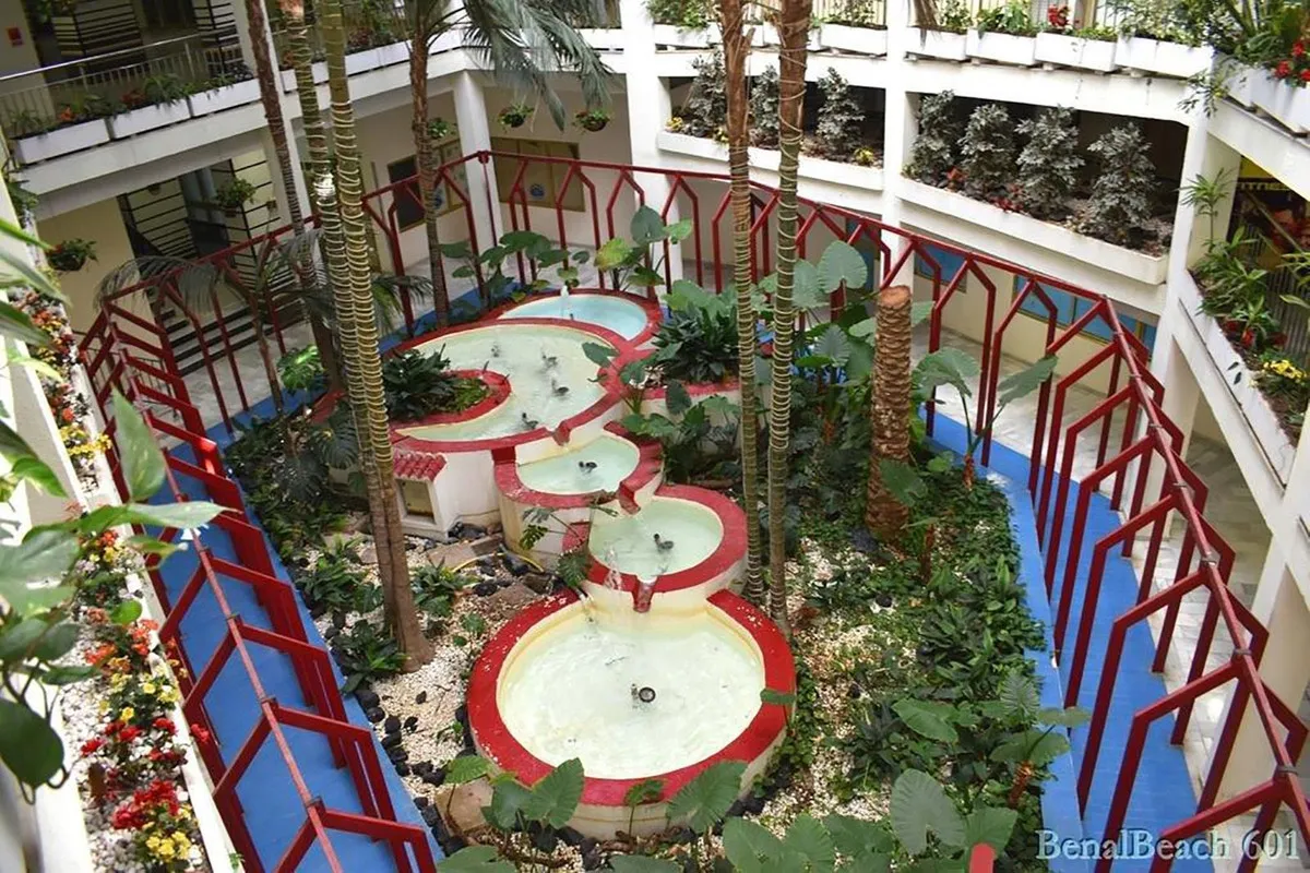 831a5833-d47b-493e-b57e-4be7a86f0a05