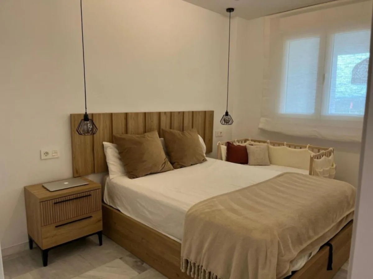 cfbf13b9-3743-490b-bb77-fd4dcb864cf8