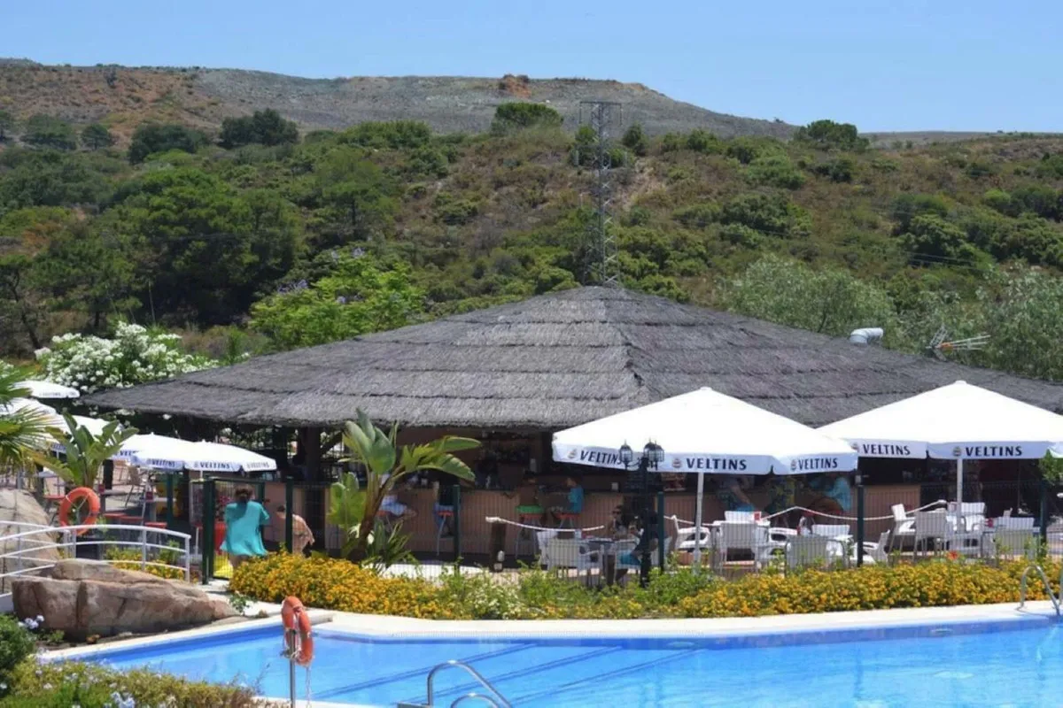 7b215e8e-a2d3-4c5f-8608-3d01ec071196