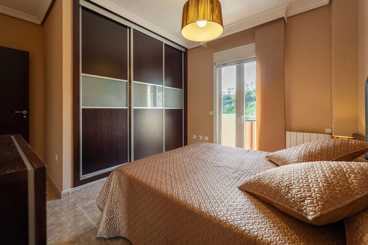 dad025a4-0022-4b58-8fa0-66eab3d9d8be