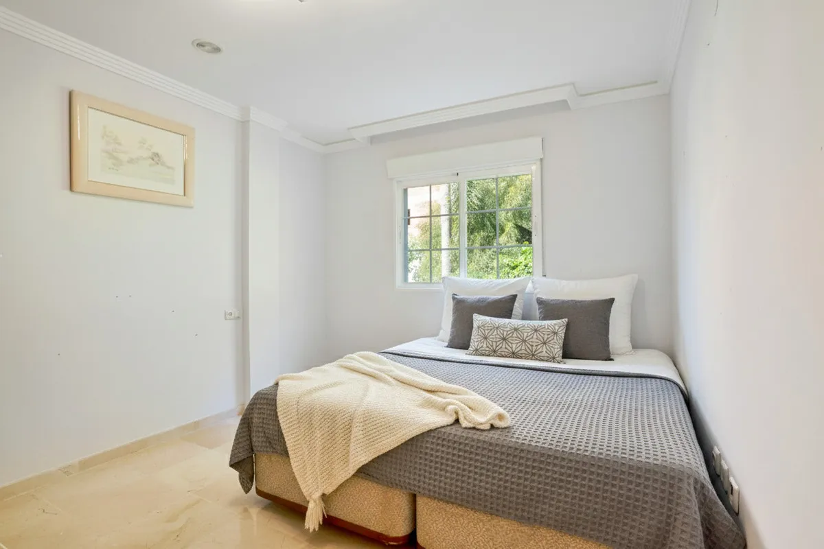 598842c1-dc14-49e0-b3a0-bb6c50bf4ec7