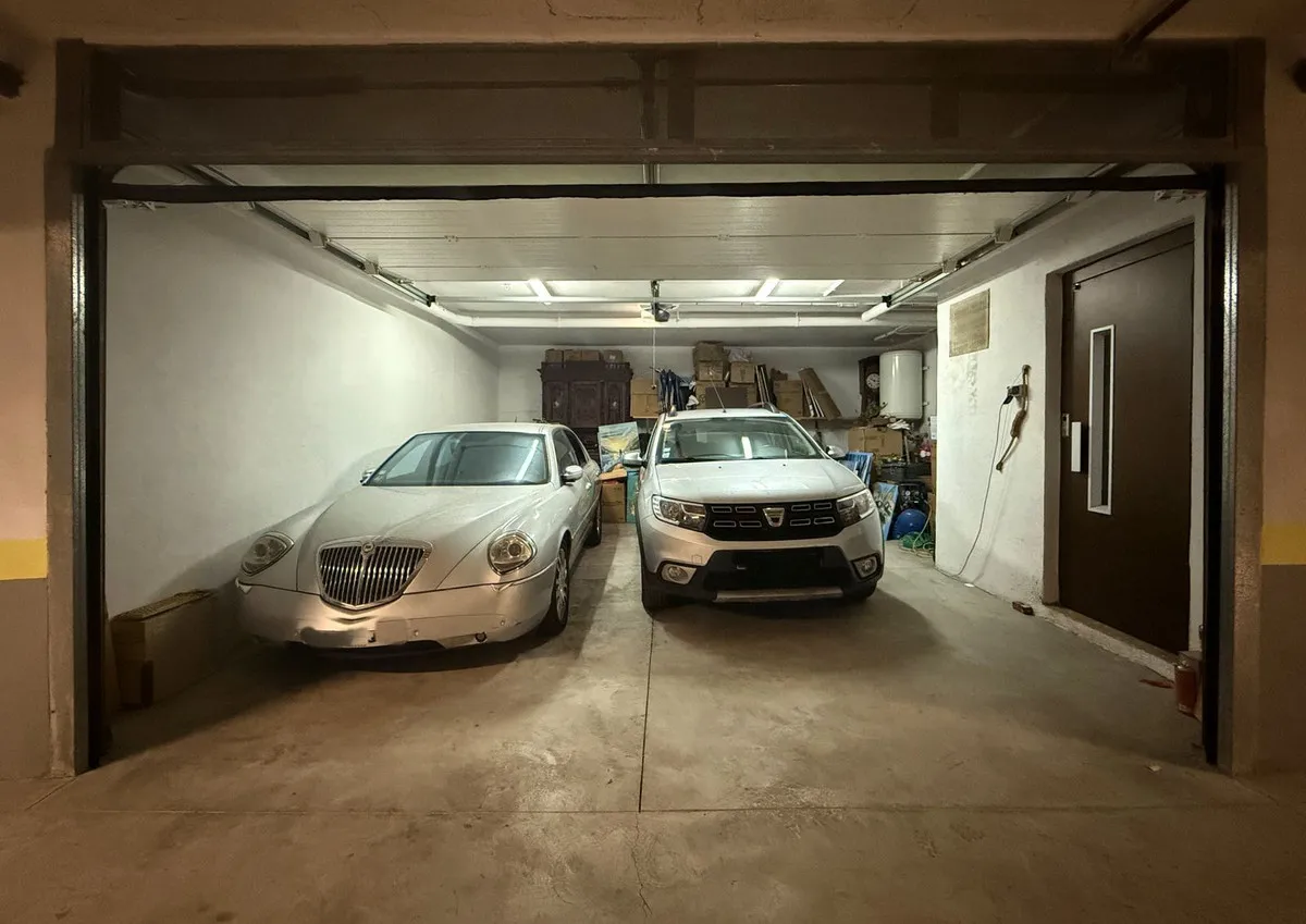 5ba0fdf2-19c8-423b-bdec-fa92d31c0f1e