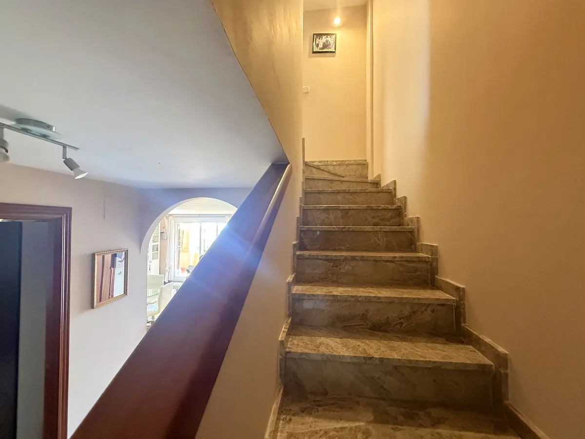 8f21621b-beed-40bd-aee6-a6272a9cc2cb