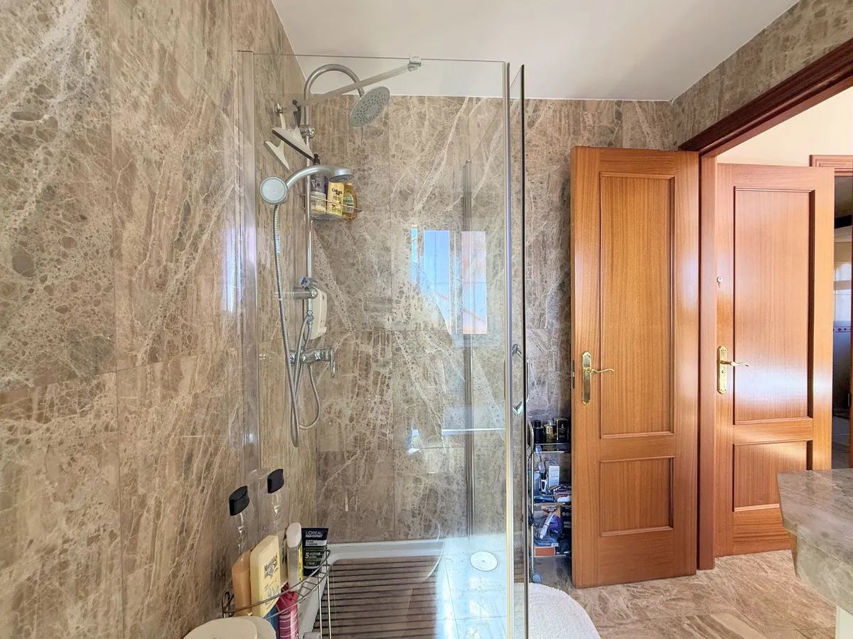 abd49f1b-5e7c-4ba1-b8f0-8b96894e741c