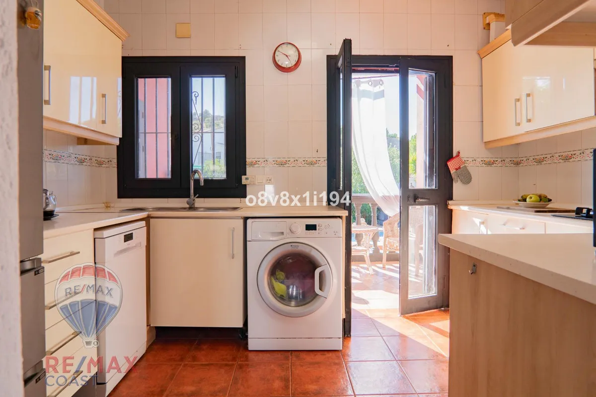 6b4e49bf-3ed6-47c6-9f1b-ae130e2a36a9