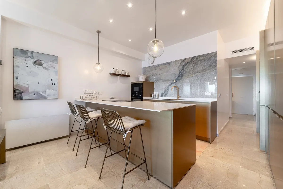 0bc763e1-91df-44e7-9c25-3eafe16bbbcc