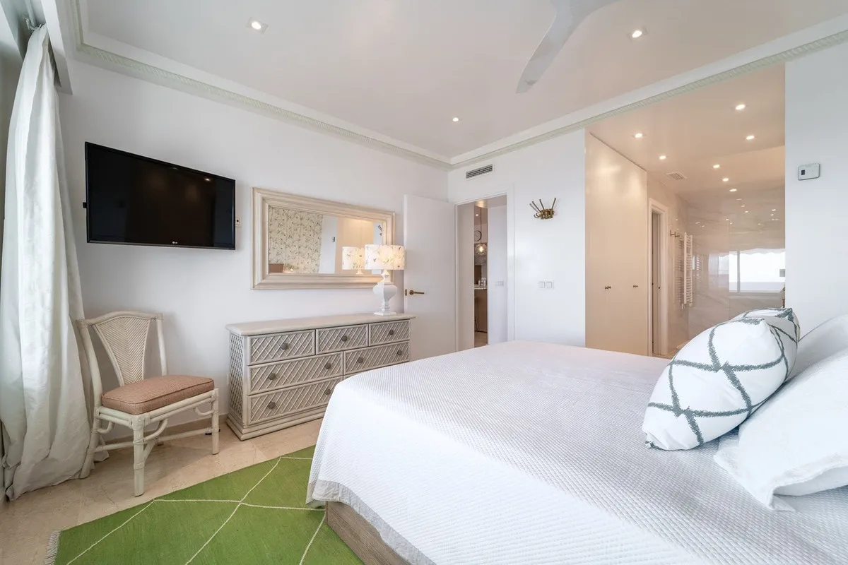 8528a004-489a-403d-8f78-028bf99b879e