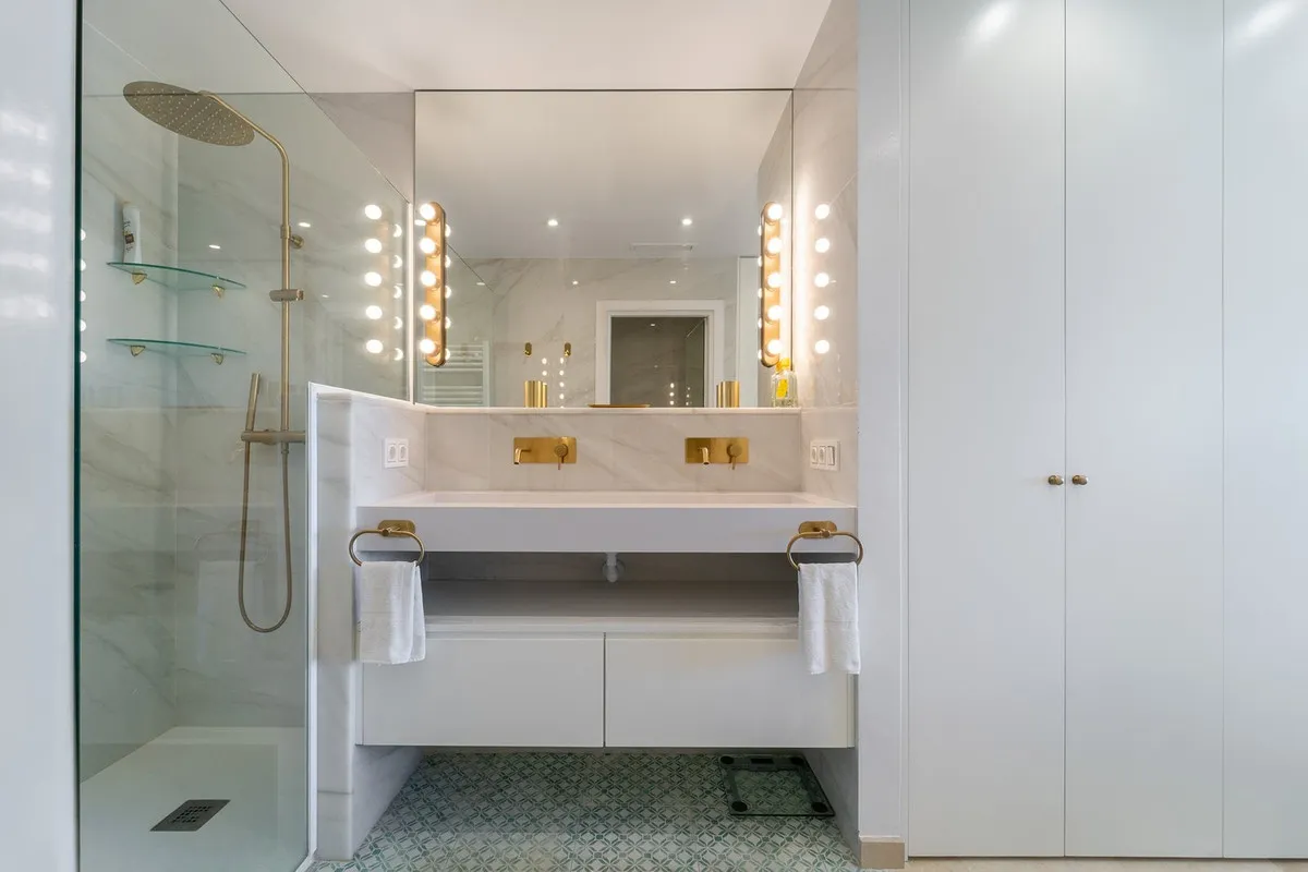 96ba976d-0562-43e8-81a8-4e3bc3700461