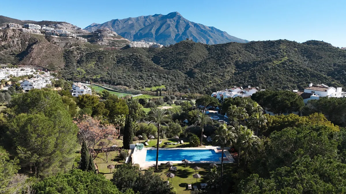 1a0788c0-2400-4367-b8f4-4beb619c3c7a