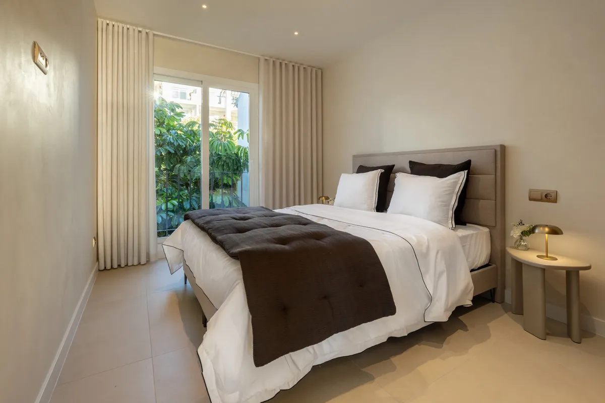 3ad23294-9c64-4c16-a716-712f2076ac18