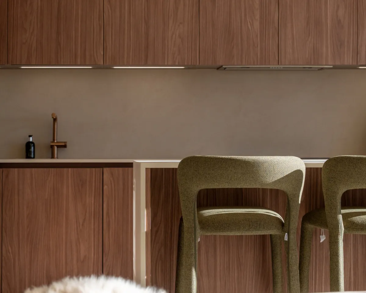 b5cf096c-9644-41a8-b389-42b0a6b54a8a