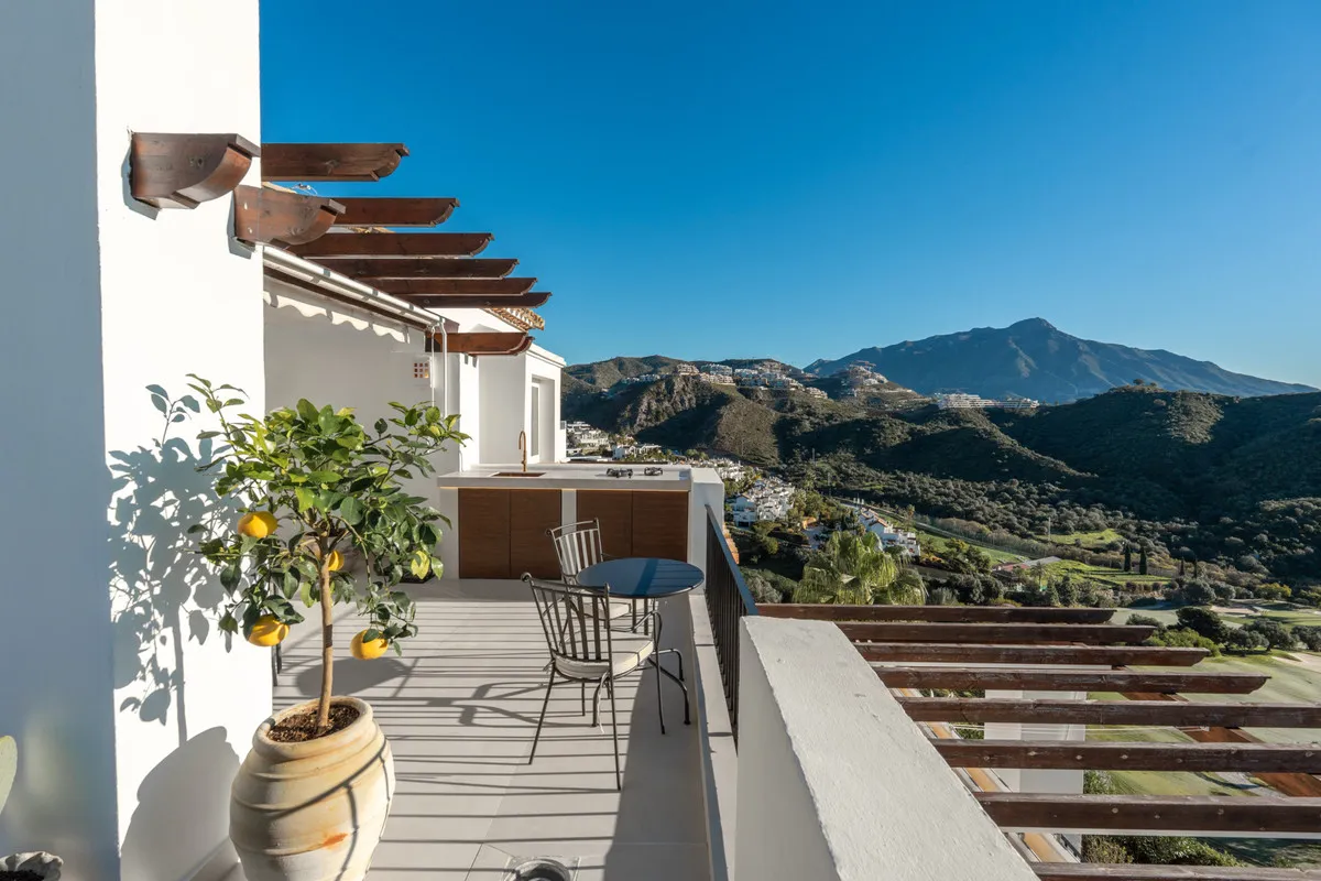 bc1bd3a9-38c8-49a8-901c-717242b68d57