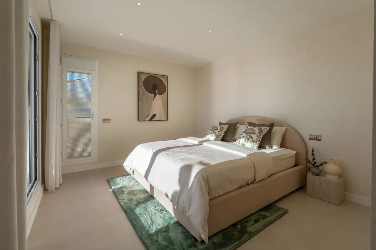 df5d01ec-062f-4dc0-864c-6e958a2dc384