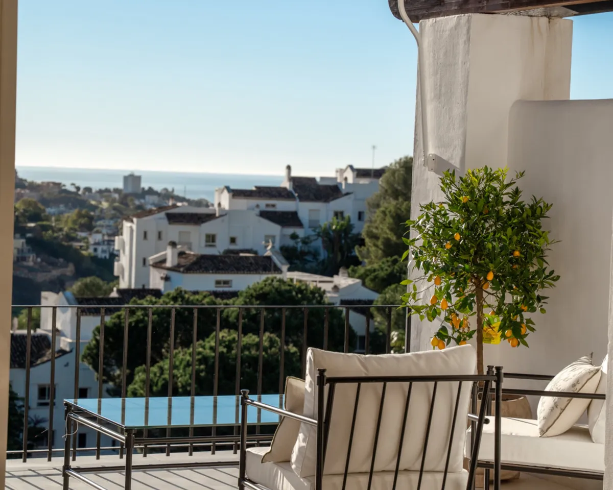 e66c8b98-7b90-4883-865b-ac6842854b41