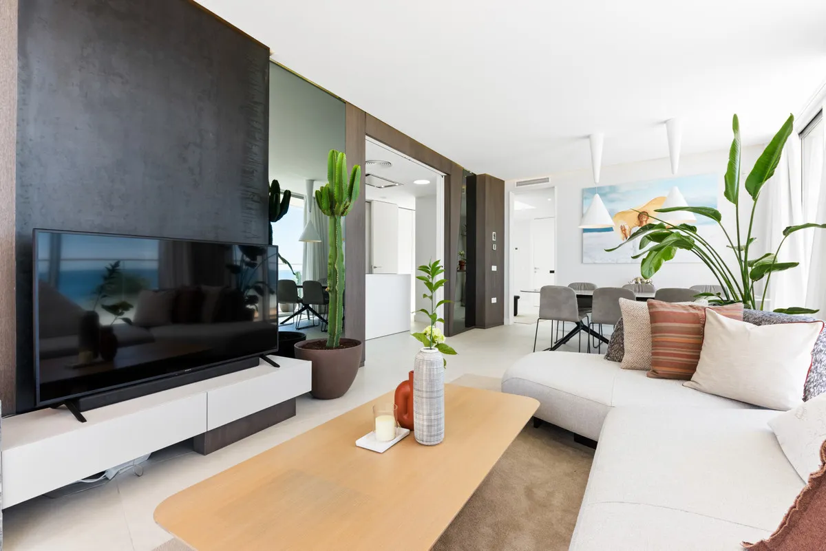 7d4481eb-a2e0-44a6-9b29-63c27890d025