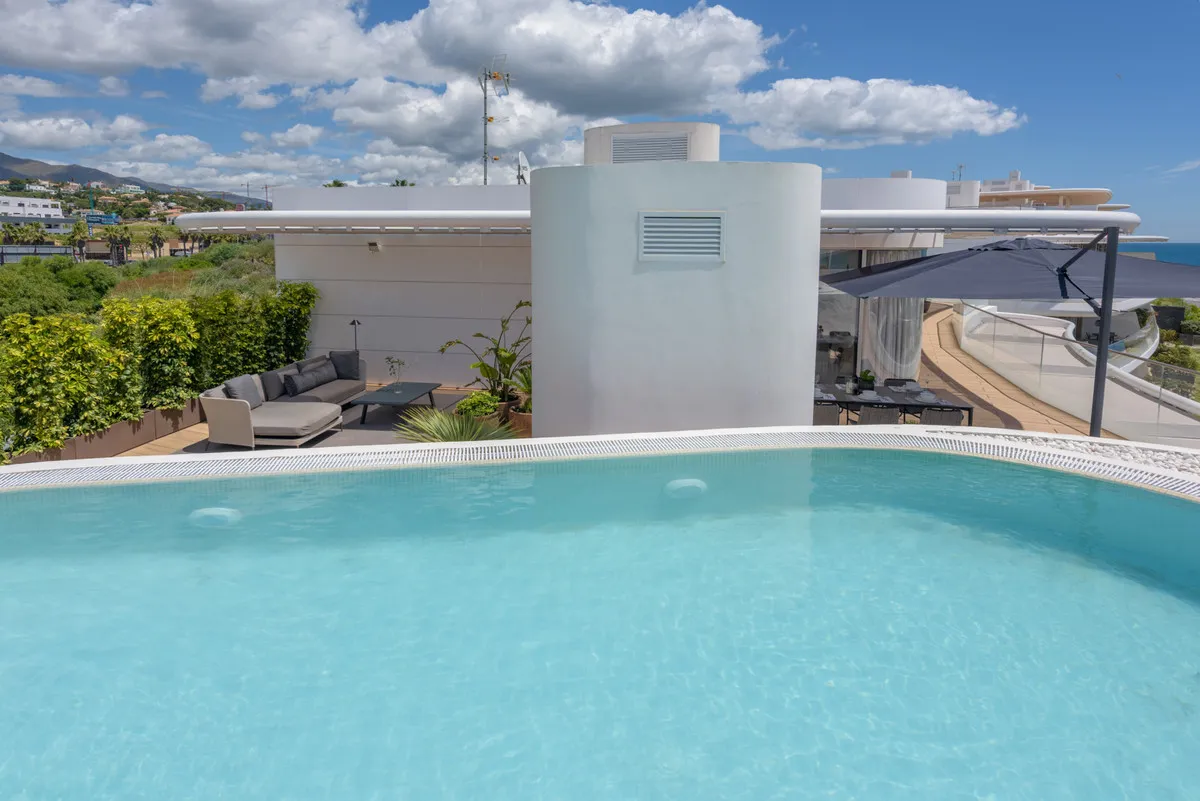 c911773a-03ae-49a7-b9c4-5de547208cbe