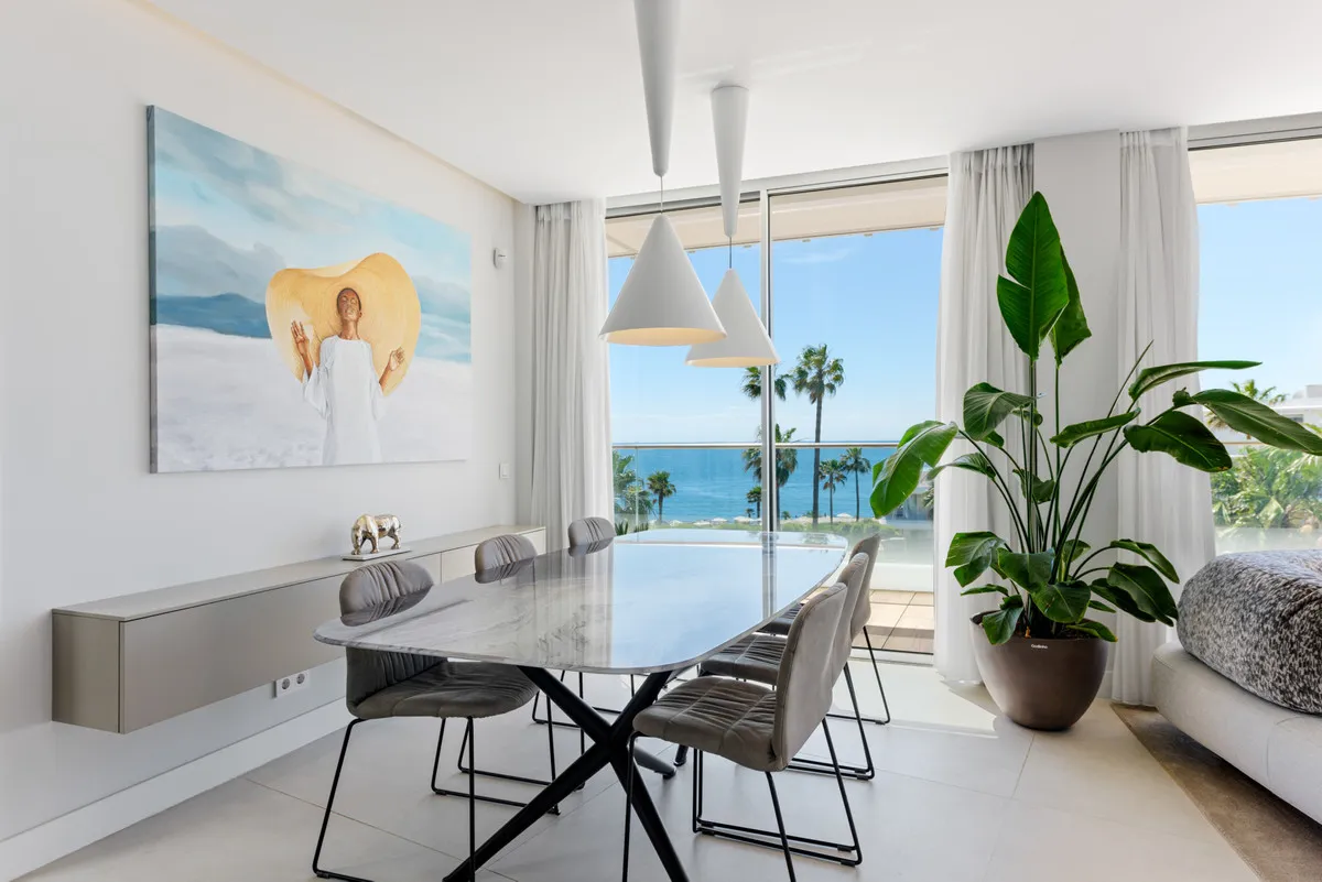 e84f6c8e-c63e-4e28-92e5-8847753cadd0